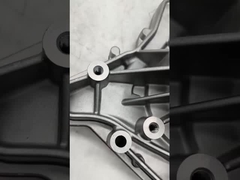 Su pompası Assy 04137490 04138700 04138560 Deutz TD2.9 TCD2.9 Motor yedek parçaları için